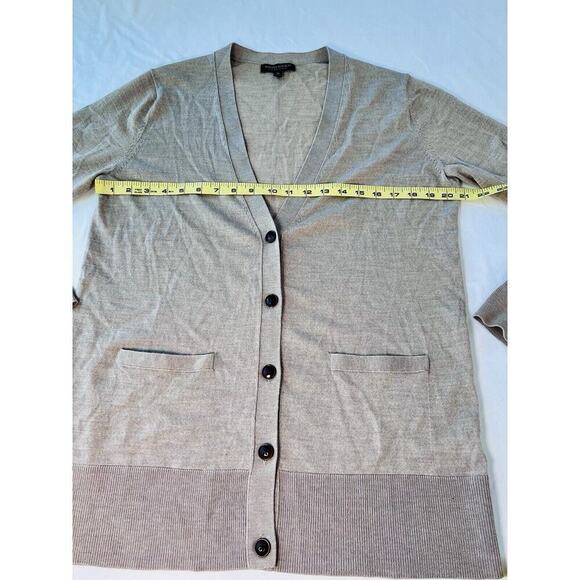Banana Republic Mens Cardigan Tan Button Front Merino Wool Sz M Grandpa Office - Picture 5 of 9